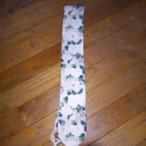 Show Me Your Mumu Nico Neck Tie Bouquet Toss Linen